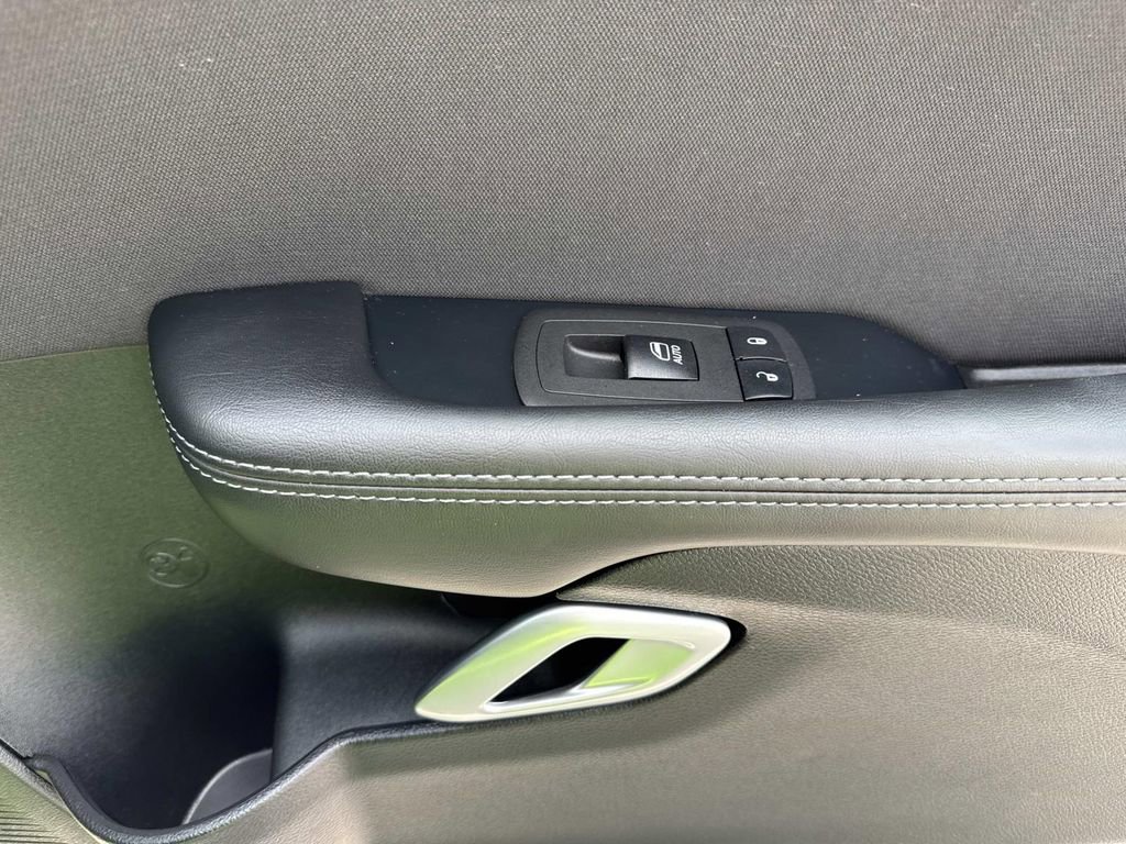 Used 2023 Dodge Challenger SXT w/ Blacktop Package image 15