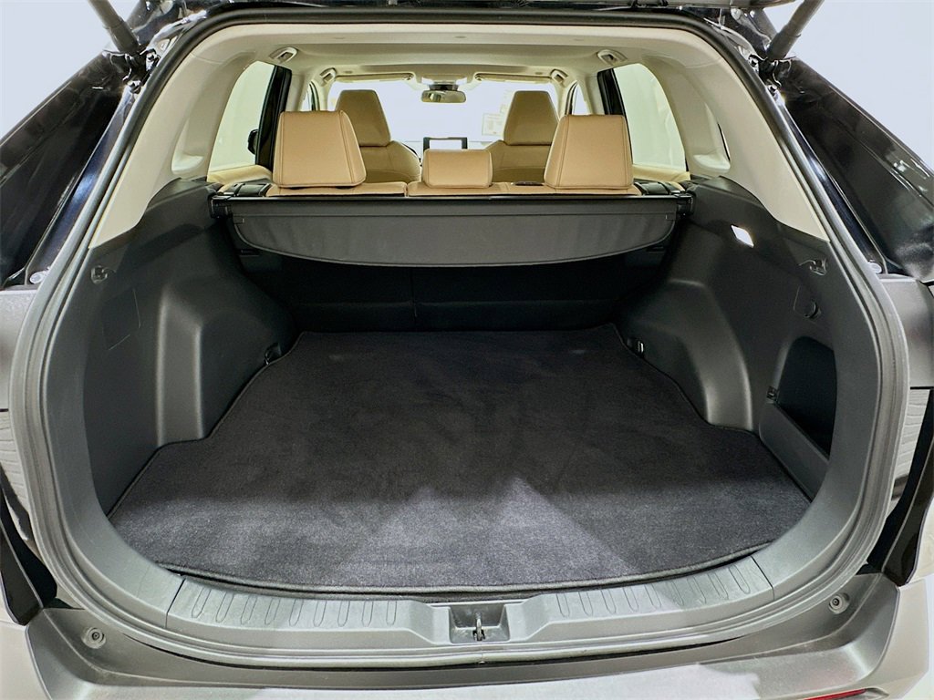 Used 2025 Toyota RAV4 XLE Premium image 26