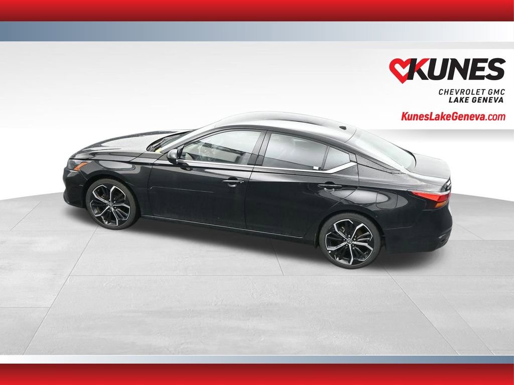 Used 2024 Nissan Altima 2.5 SR image 37