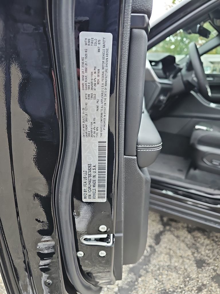 New 2025 Jeep Grand Cherokee Laredo X w/ Trailer Tow Package image 30