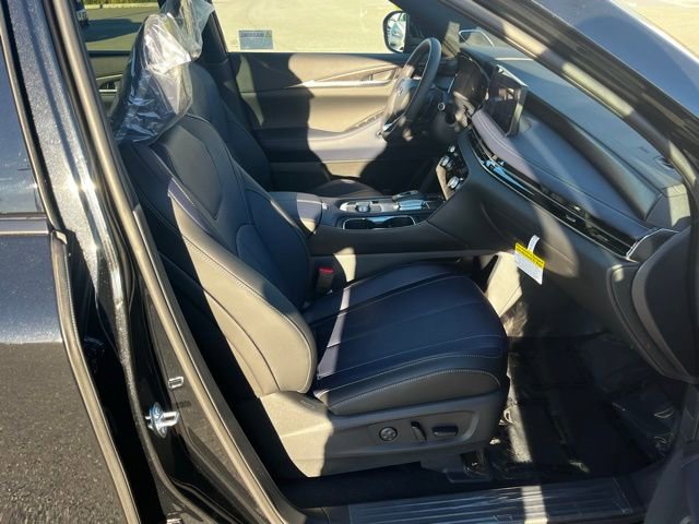 New 2026 INFINITI QX60 Sport w/ Dark Cargo Package image 8