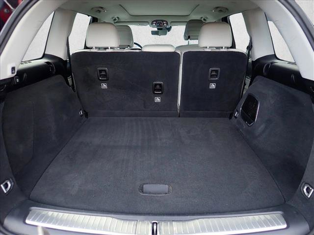 Used 2022 Jeep Grand Cherokee Overland w/ Advanced Protech Group III AWD/4WD image 8