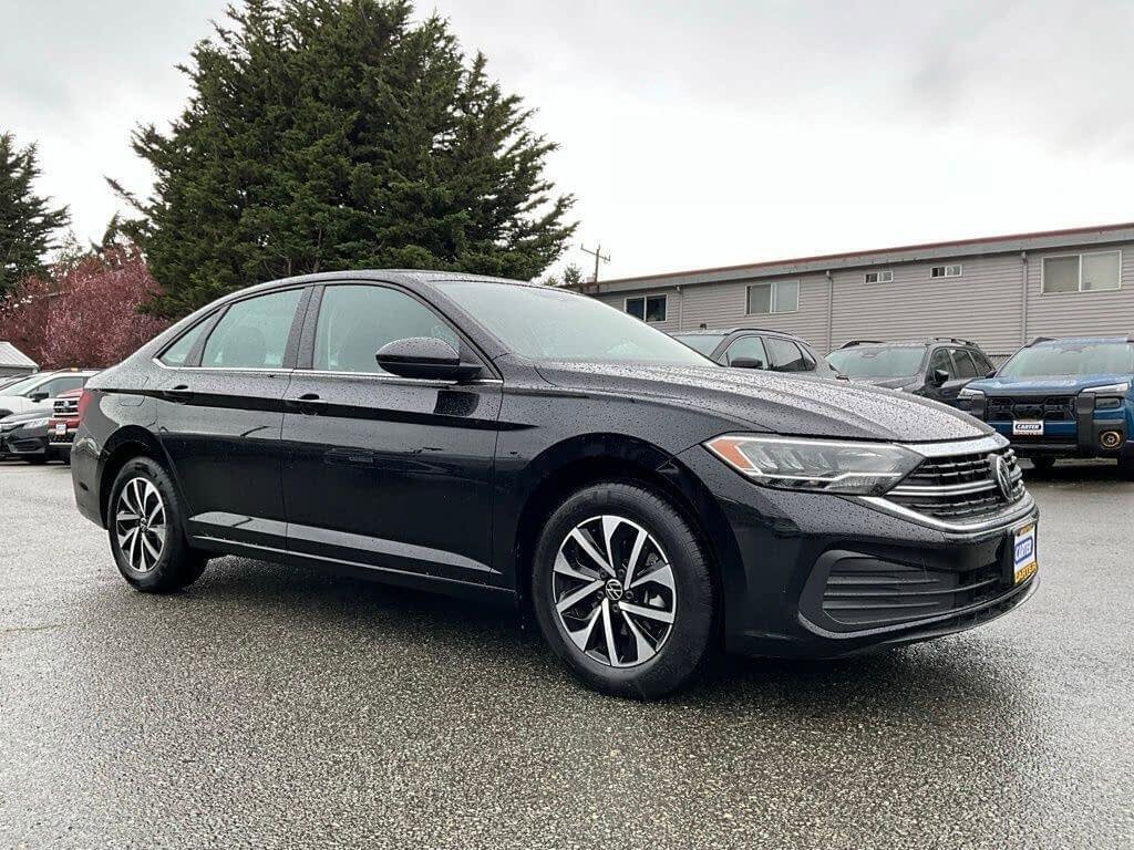 Certified 2023 Volkswagen Jetta S image 2