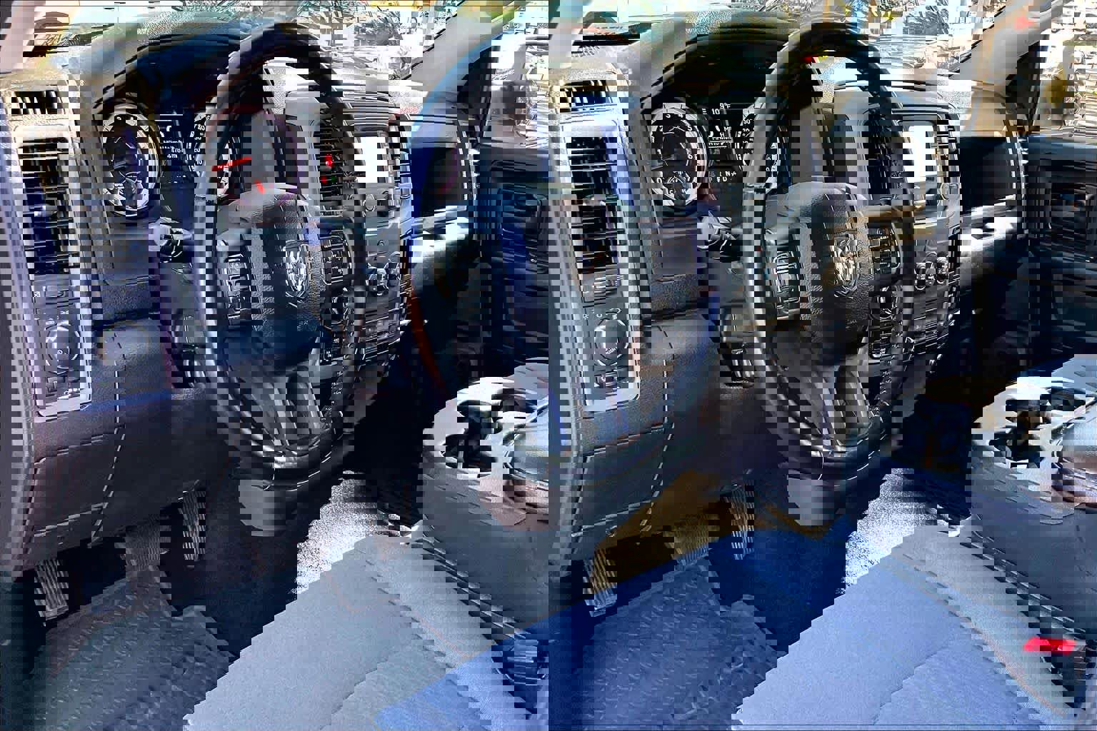 Used 2021 RAM 1500 Tradesman w/ Tradesman SXT Package image 17