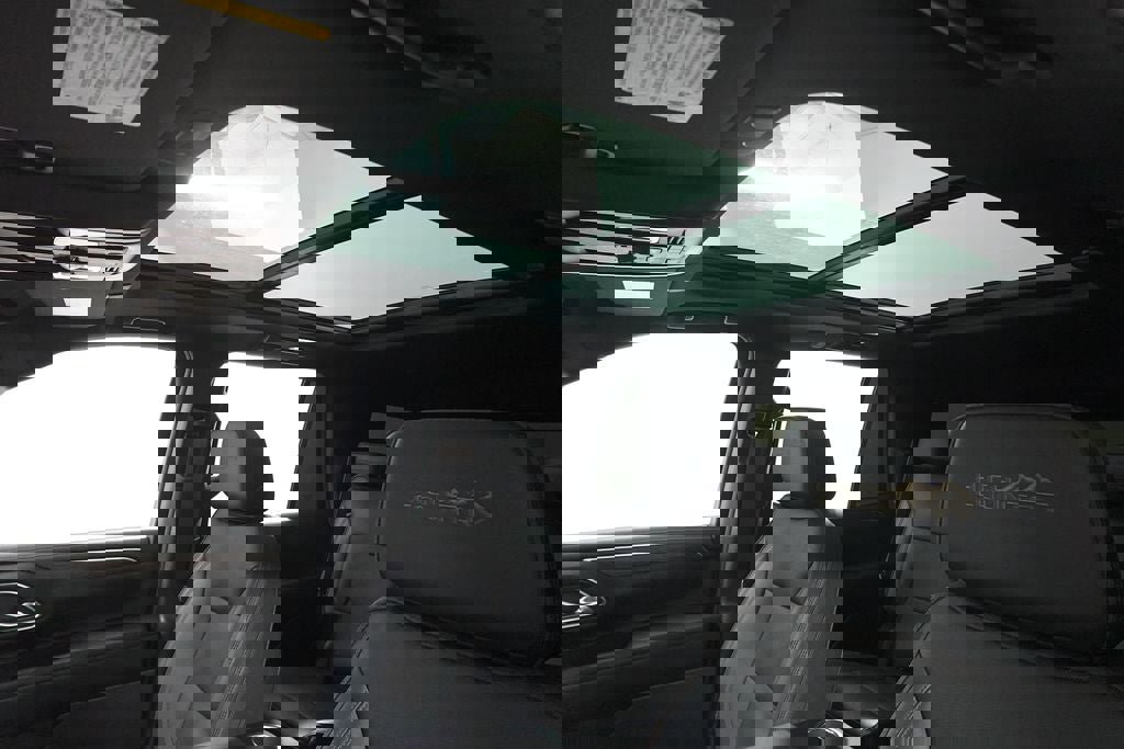 Used 2023 Chevrolet Tahoe High Country w/ Premium Package AWD/4WD image 27