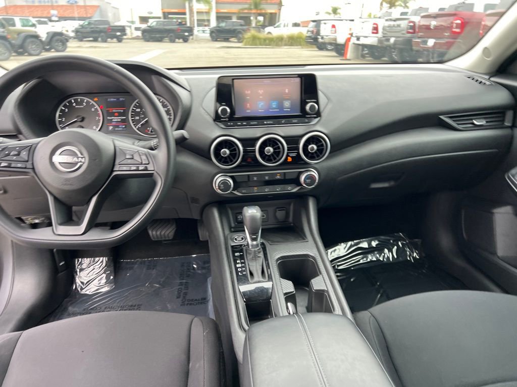Used 2024 Nissan Sentra S image 25