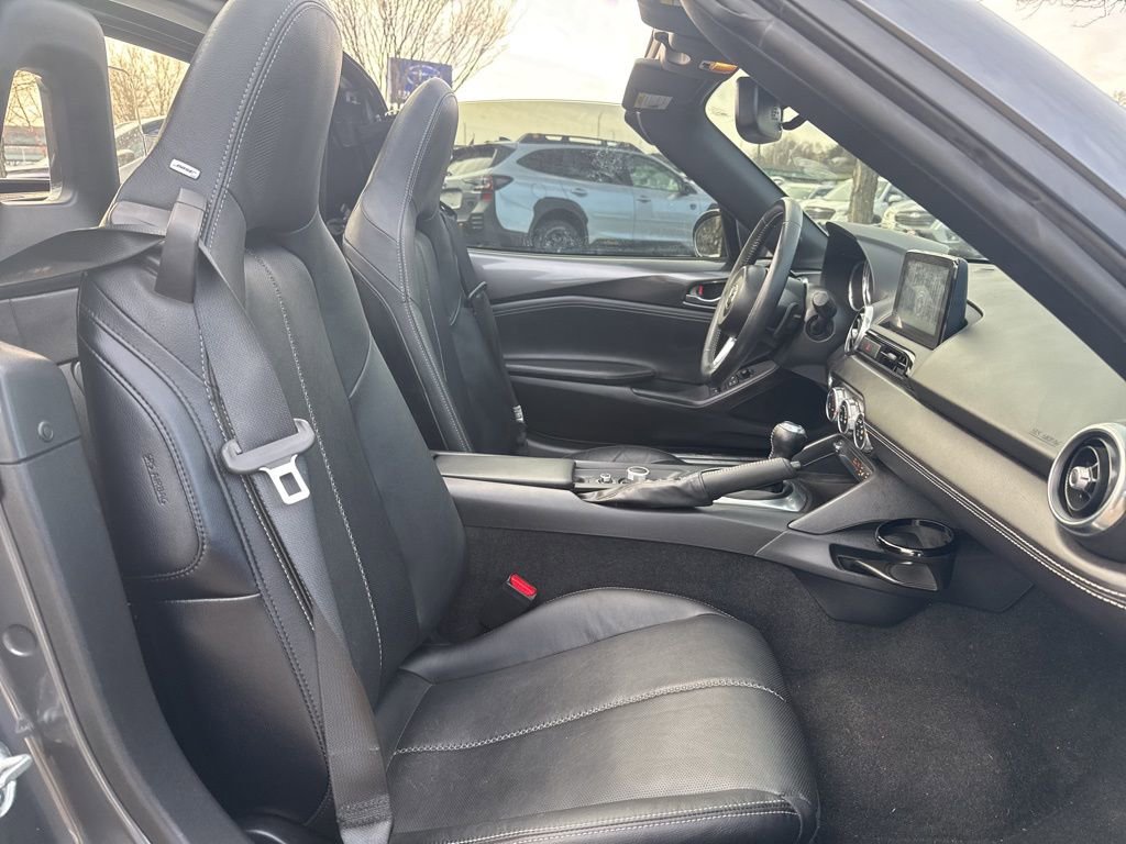 Used 2023 MAZDA MX-5 Miata Grand Touring image 26