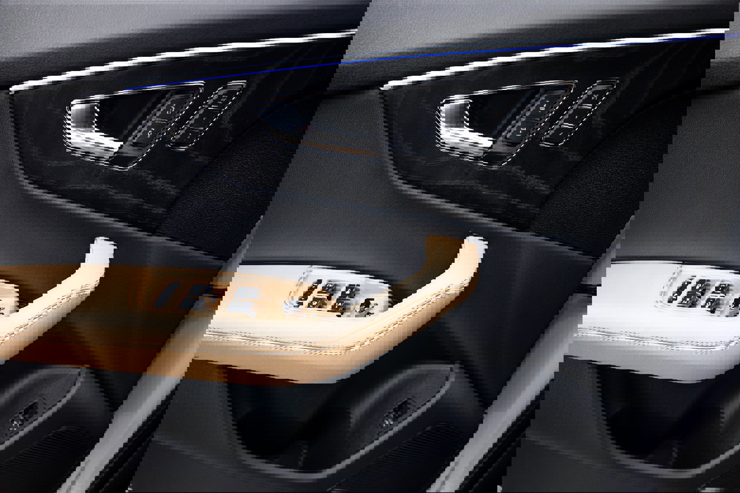 Certified 2025 Audi Q8 Premium Plus w/ Premium Plus Package image 14