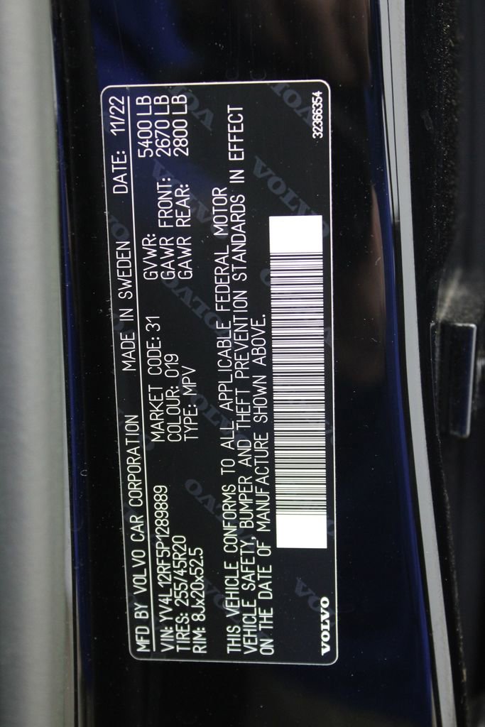 Used 2023 Volvo XC60 B5 Ultimate image 33