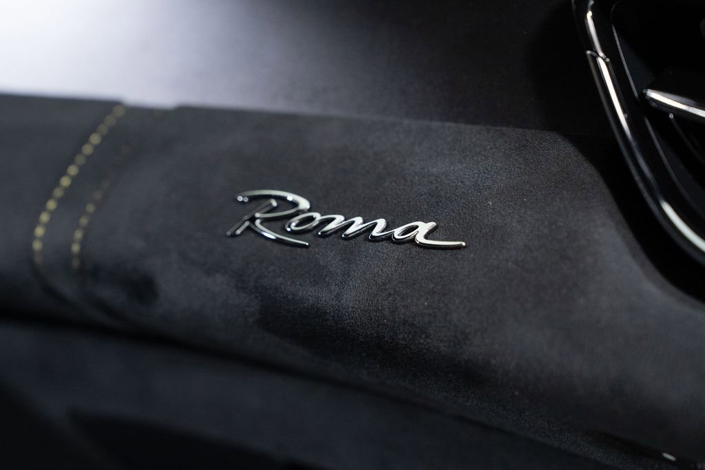 Used 2024 Ferrari Roma image 33