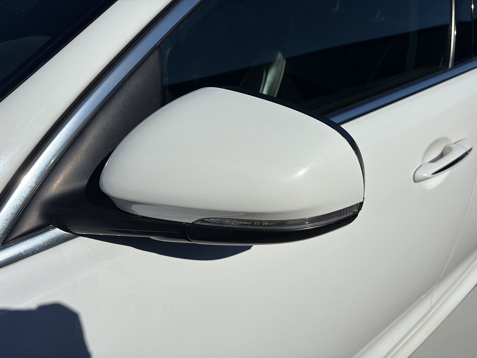 Used 2016 Jaguar XJ Supercharged RWD image 45
