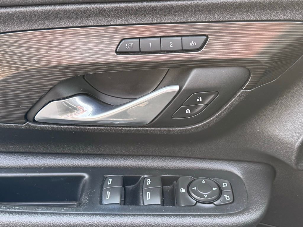 Used 2018 GMC Terrain SLT w/ Preferred Package image 26