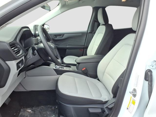 New 2026 Ford Escape Active w/ Cold Weather Package AWD/4WD image 2