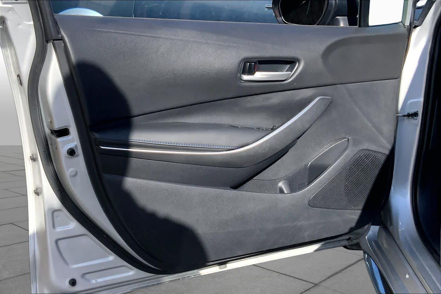 Used 2022 Toyota Corolla SE FWD image 21