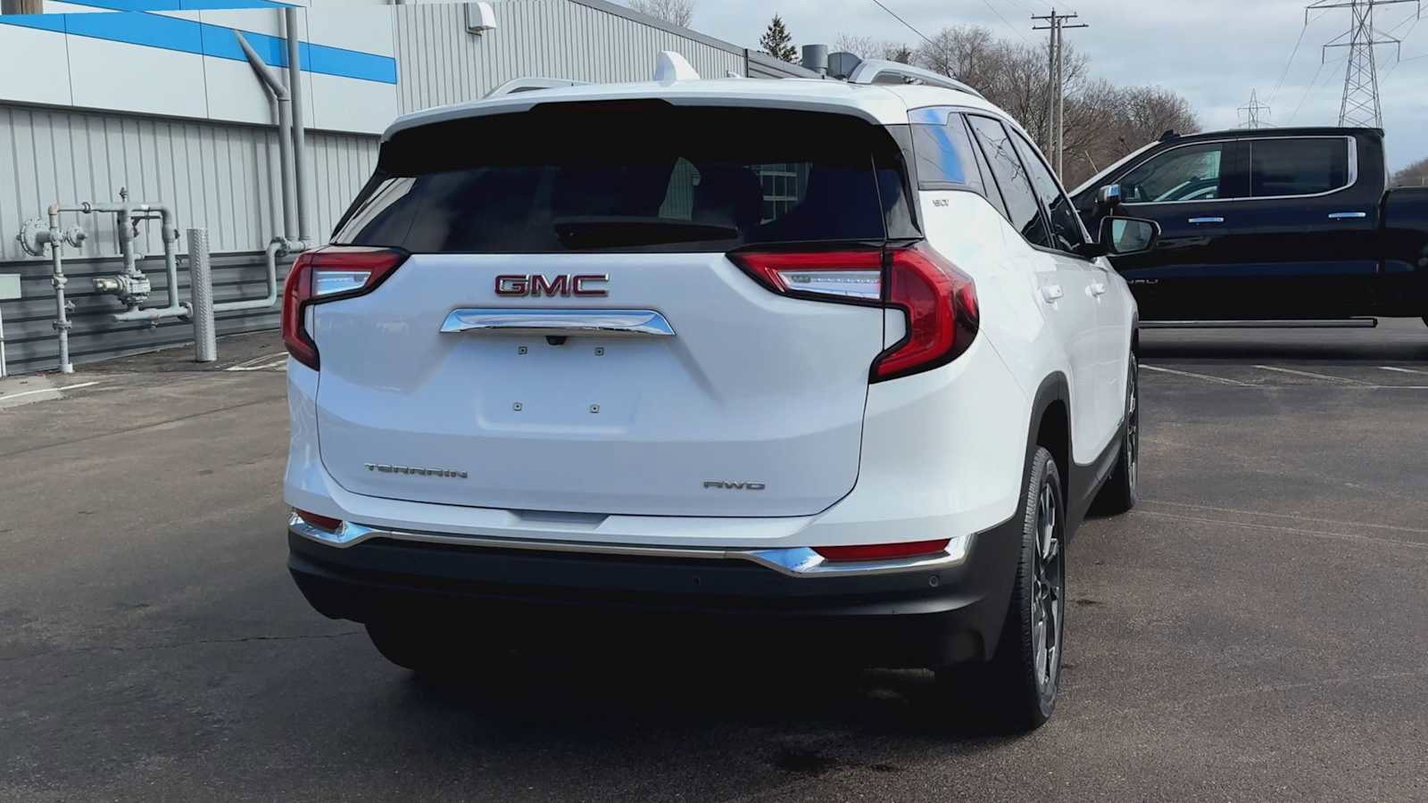 Certified 2024 GMC Terrain SLT w/ LPO, Floor Liner Package image 3