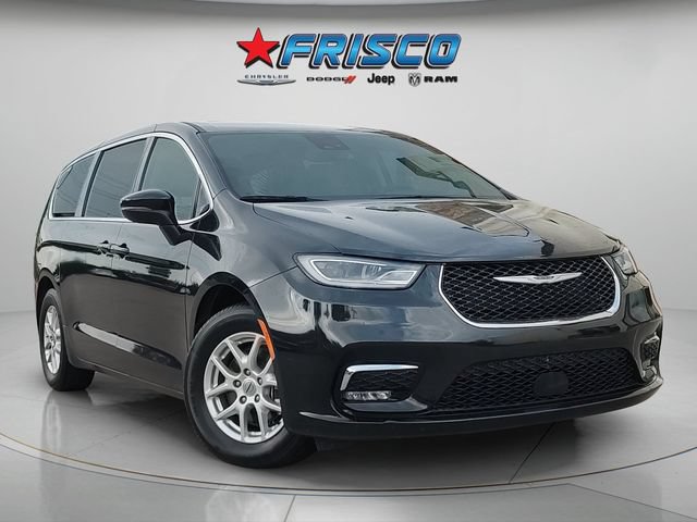 Used 2023 Chrysler Pacifica Touring-L