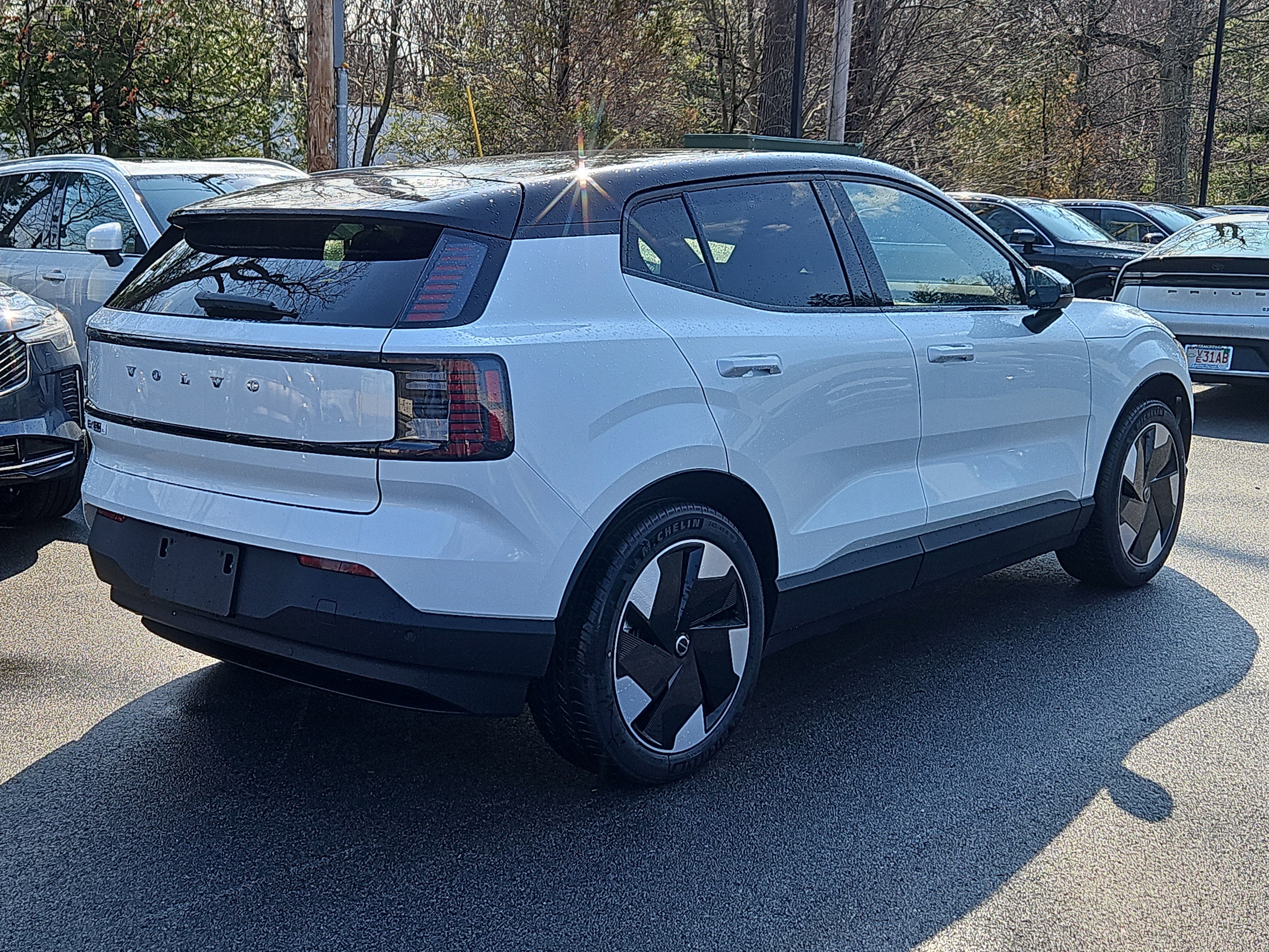 New 2026 Volvo EX30 Plus w/ Protection Package Premier image 2