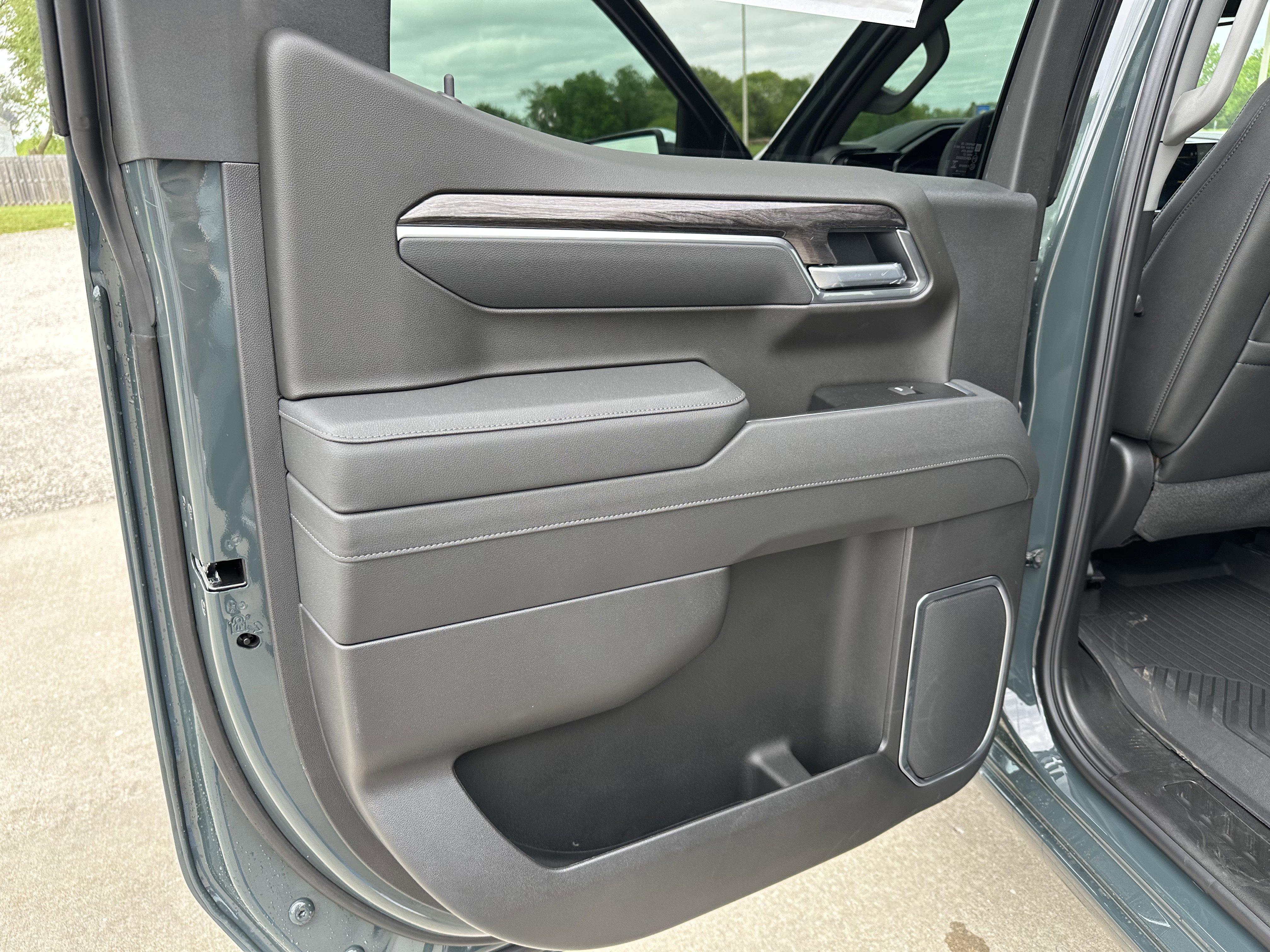 New 2026 Chevrolet Silverado 1500 LTZ AWD/4WD image 25