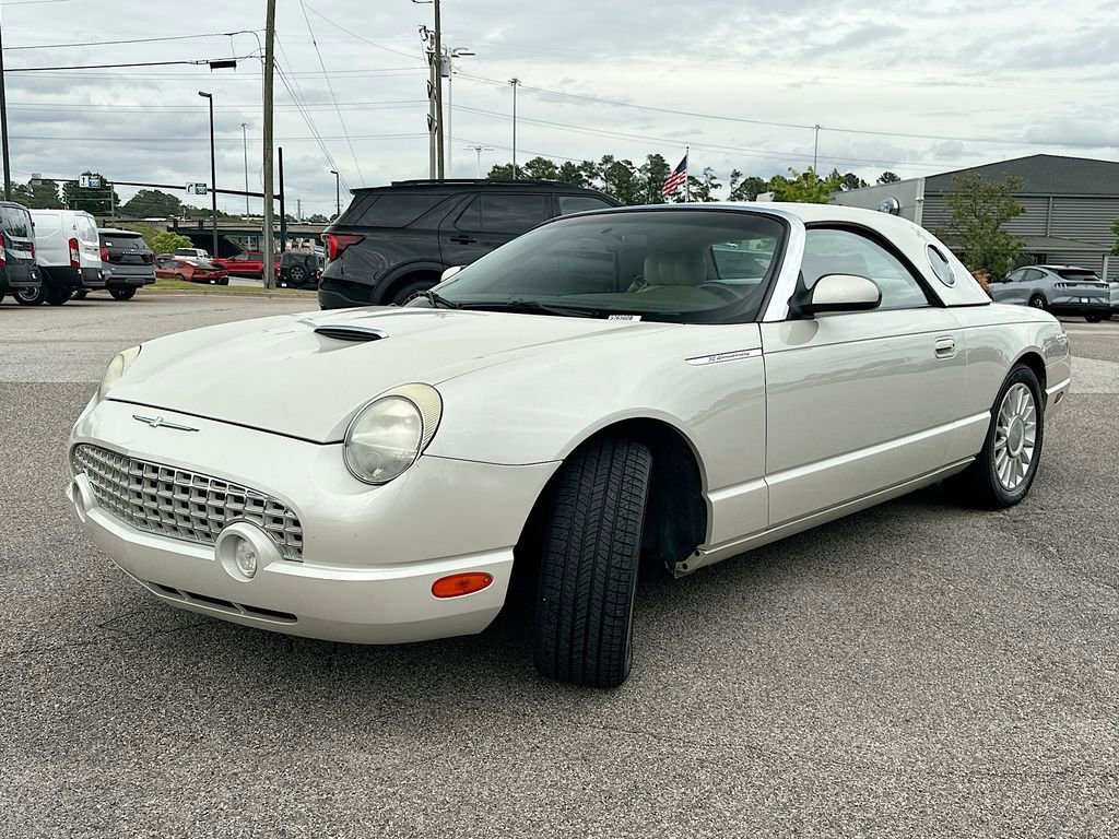 Used 2005 Ford Thunderbird 50th Anniversary RWD image 2