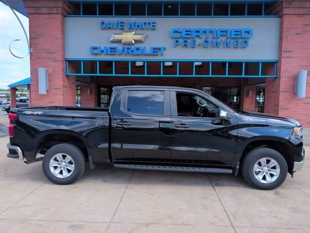 Used 2022 Chevrolet Silverado 1500 LT AWD/4WD image 9