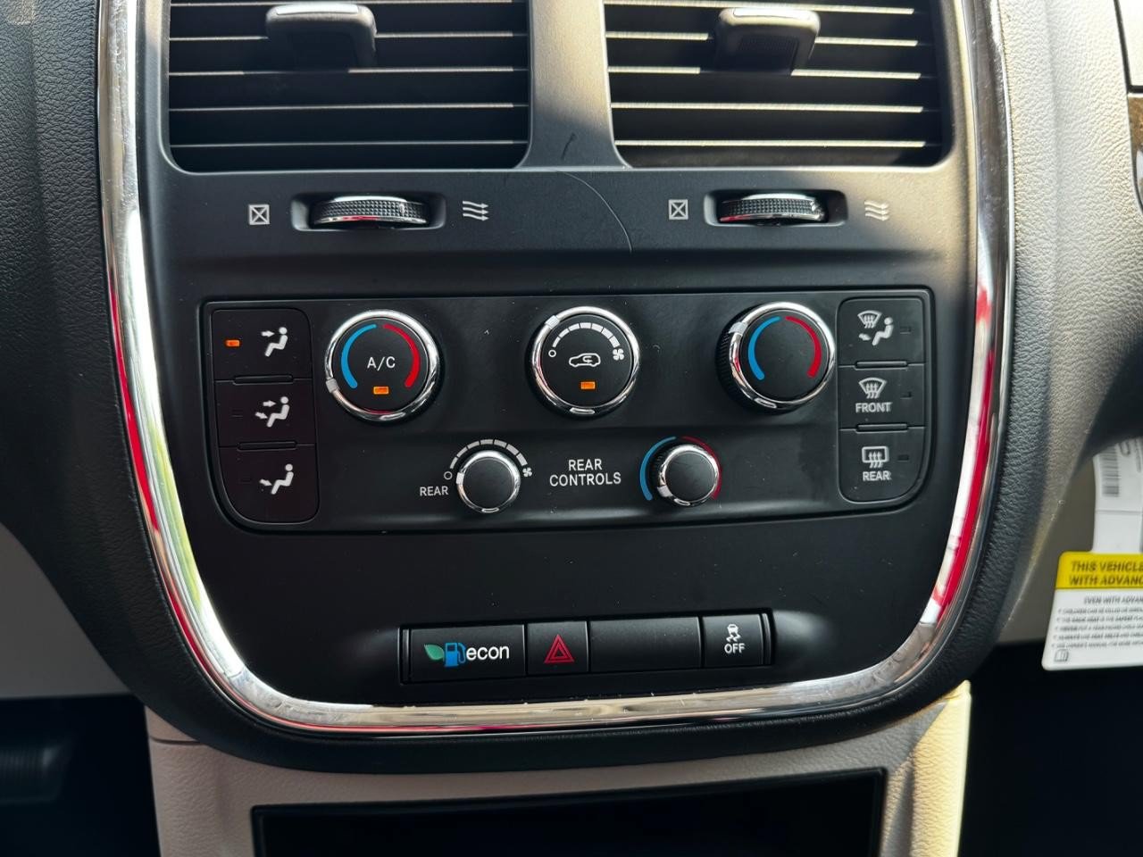 Used 2015 Dodge Grand Caravan SE w/ Quick Order Package 29E SE FWD image 26