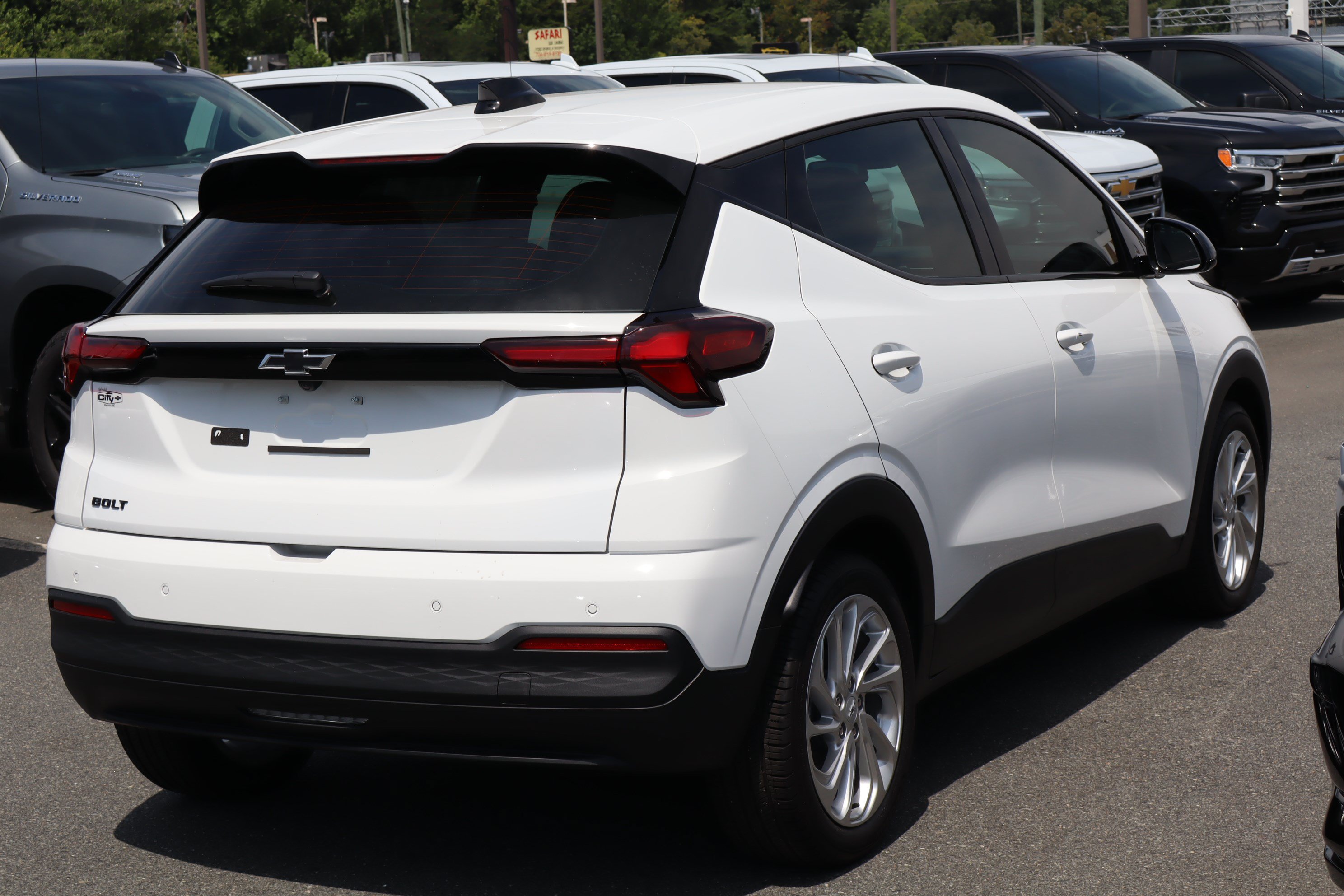 New 2027 Chevrolet Bolt LT FWD image 8