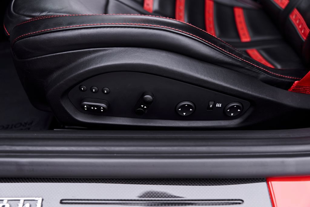 Used 2016 Ferrari F12 Berlinetta RWD image 58