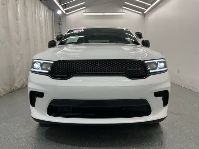 Used 2025 Dodge Durango AWD image 3