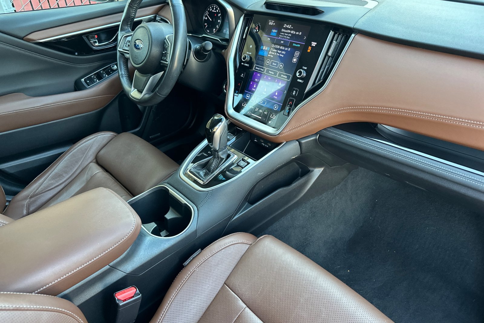 Used 2022 Subaru Outback Touring w/ Popular Package #2 image 16