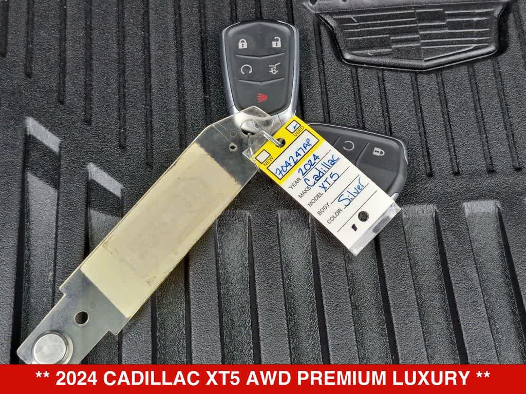 Used 2024 Cadillac XT5 Premium Luxury w/ LPO, Floor Liner Package AWD/4WD image 35