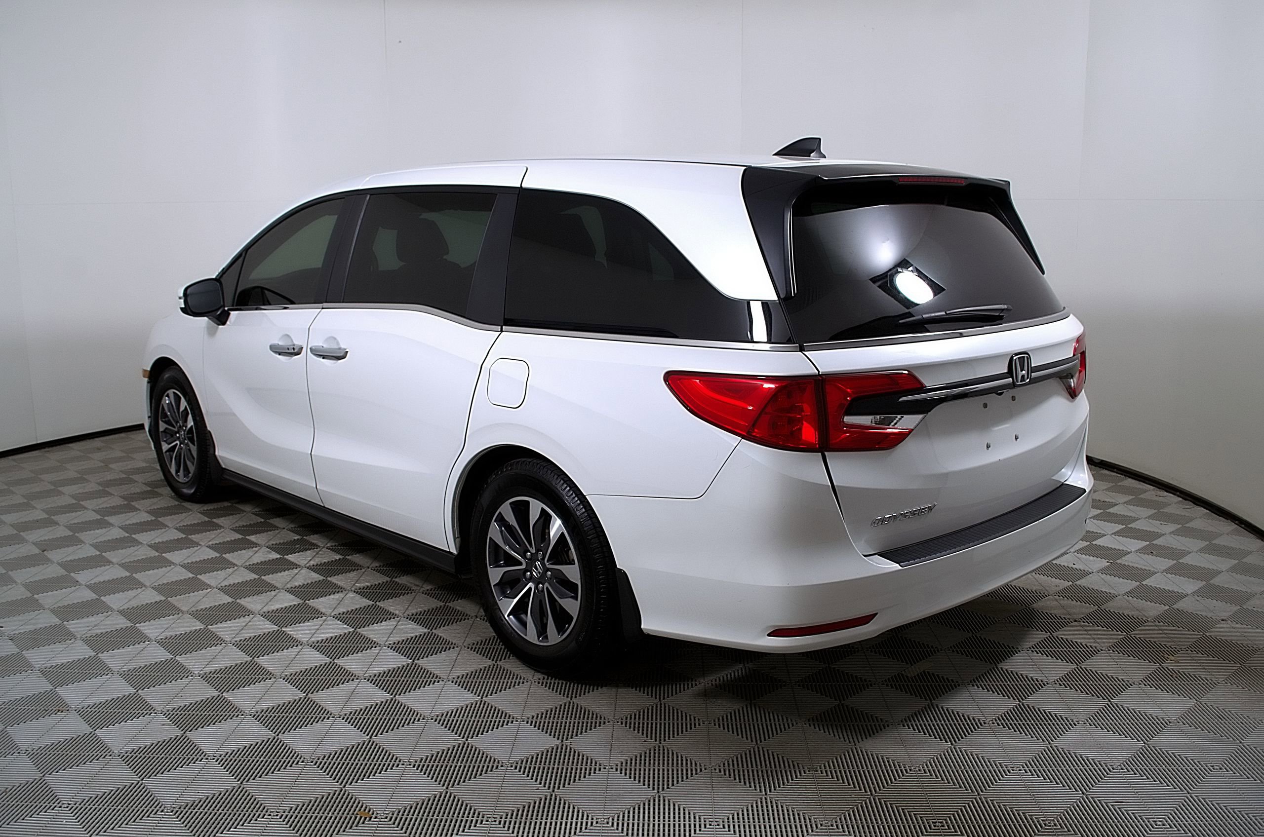 Used 2022 Honda Odyssey EX-L image 9