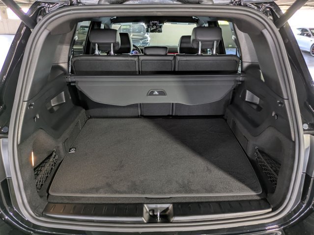 Used 2025 Mercedes-Benz GLB 250 image 10