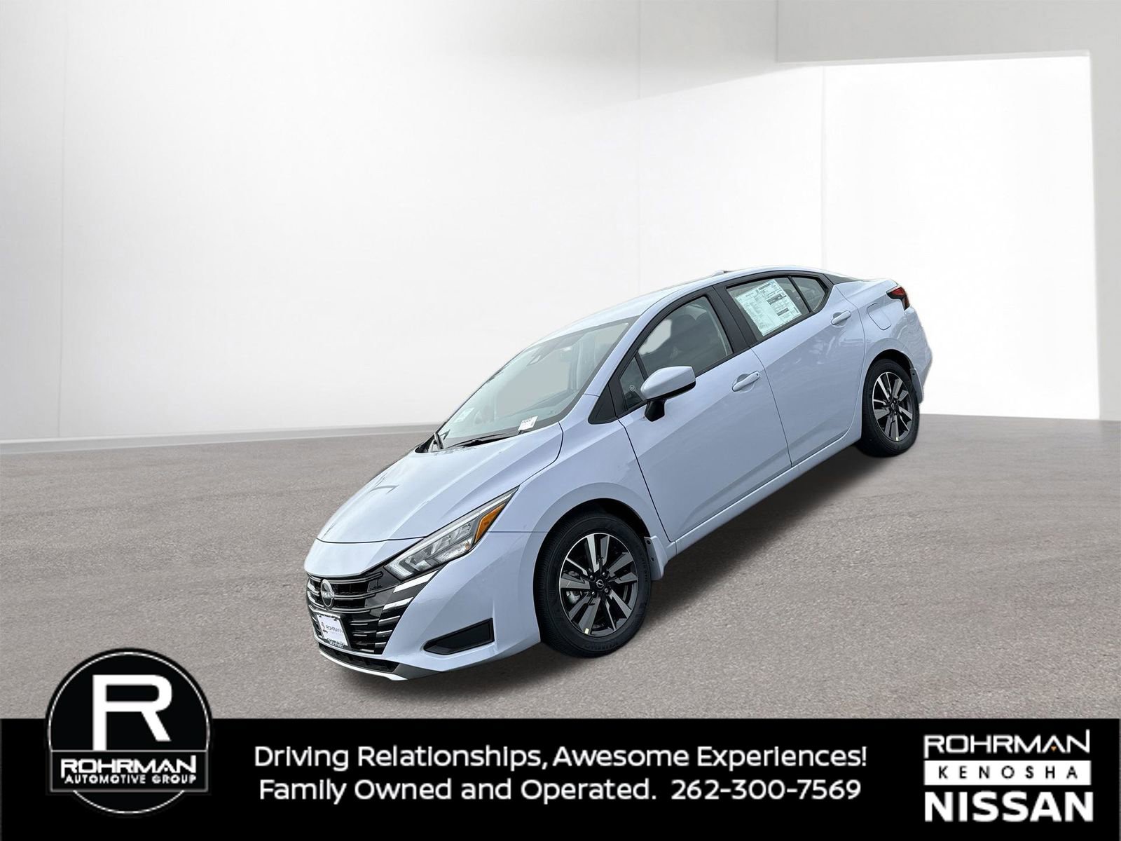 New 2025 Nissan Versa SV w/ Trunk Package