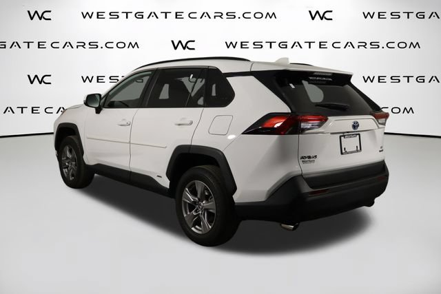 Used 2024 Toyota RAV4 LE AWD/4WD image 39