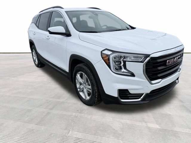 Used 2023 GMC Terrain SLE w/ Driver Convenience Package image 6
