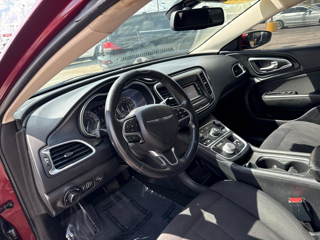 Used 2015 Chrysler 200 Limited w/ Convenience Group FWD image 8