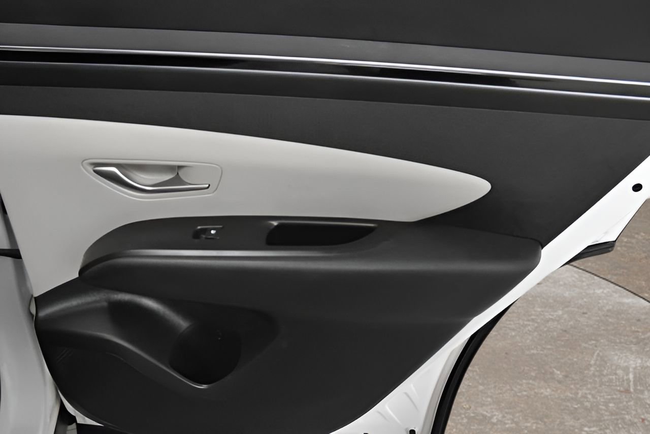 Used 2024 Hyundai Tucson SEL image 16