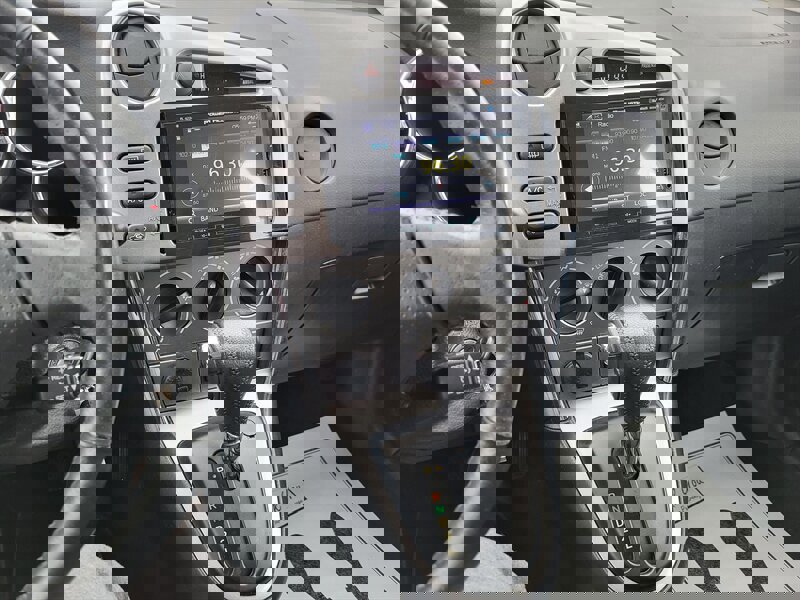 Used 2006 Toyota Matrix XR image 15