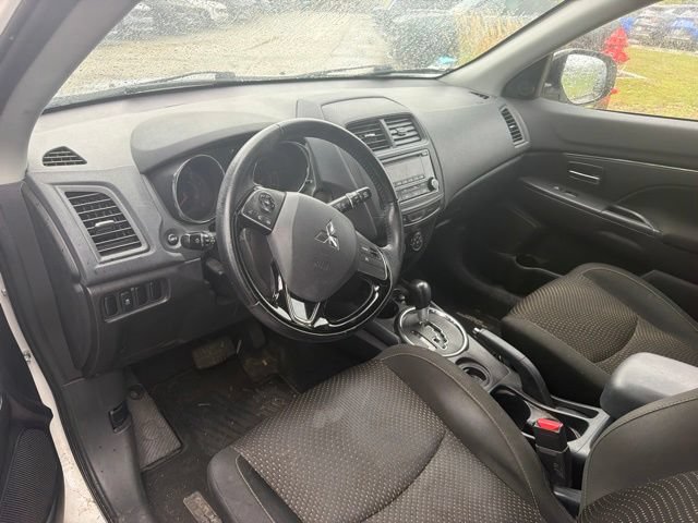 Used 2016 Mitsubishi Outlander Sport SE FWD image 8