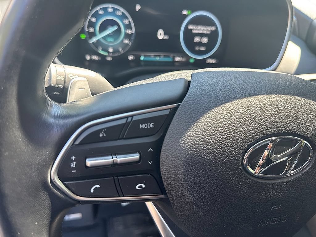Used 2023 Hyundai Santa Fe Limited AWD/4WD image 16