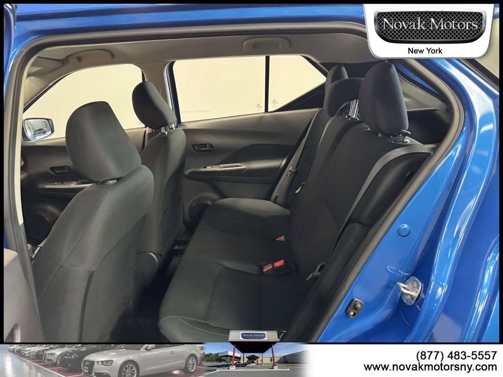 Used 2024 Nissan Kicks S image 11