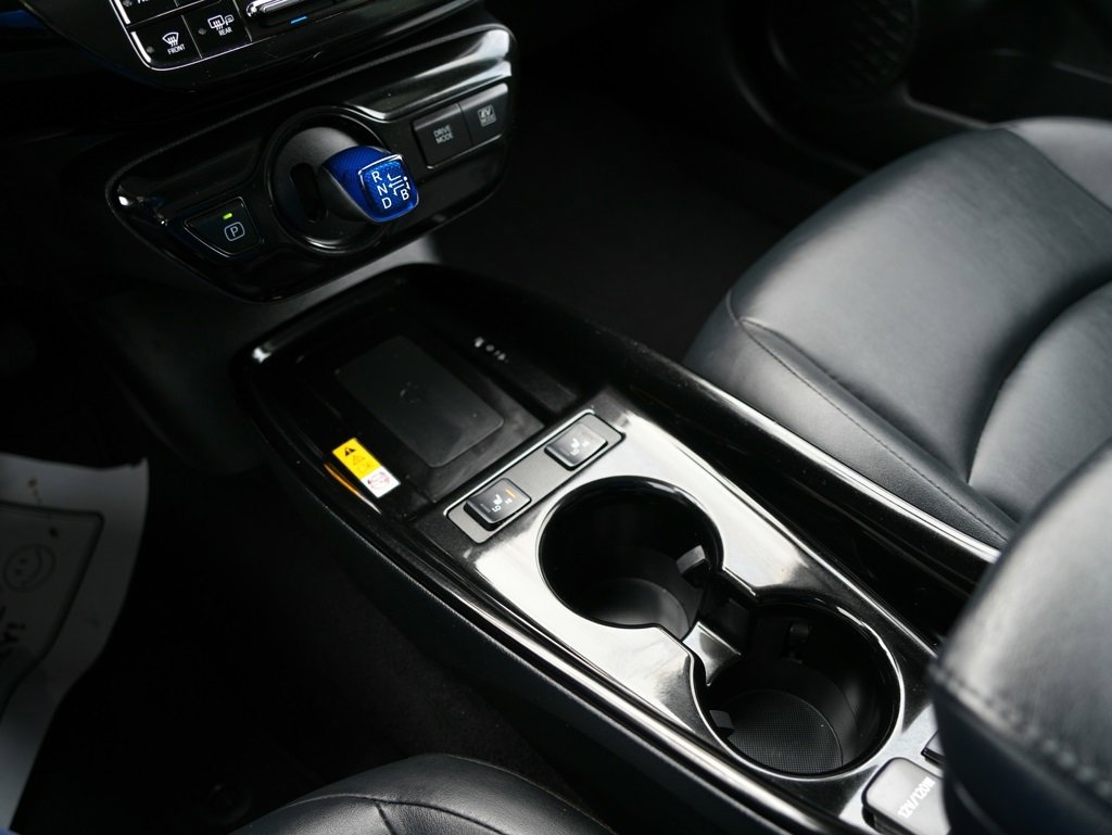 Used 2019 Toyota Prius XLE image 15