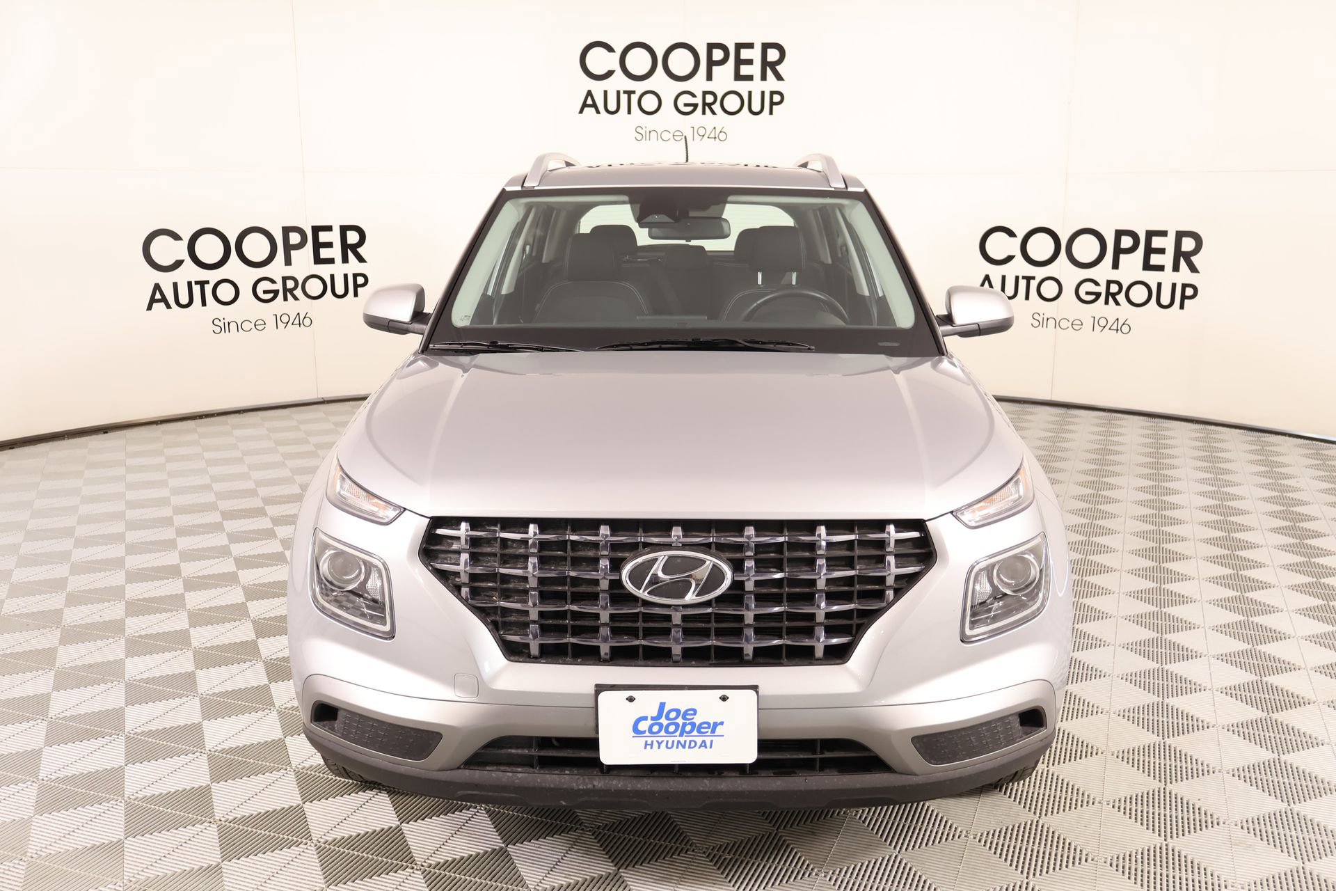 Used 2025 Hyundai Venue SEL image 8