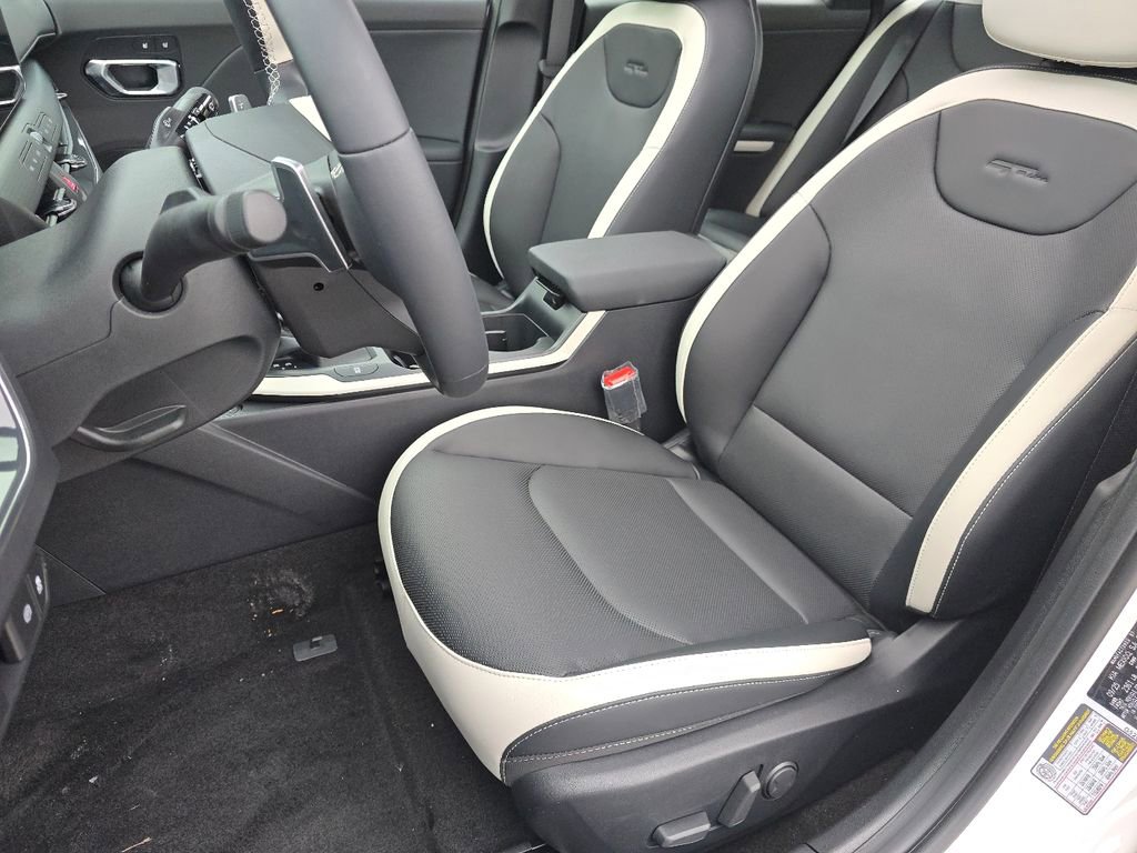 New 2025 Kia K4 GT-Line w/ GT-Line Premium Package image 22