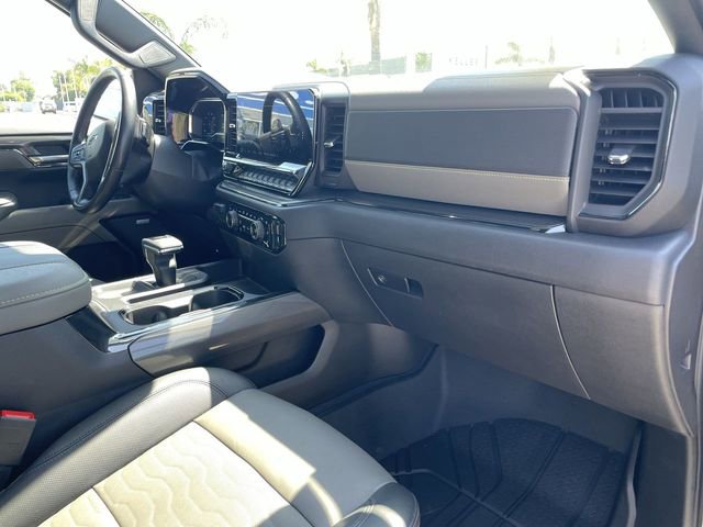 Used 2023 Chevrolet Silverado 1500 ZR2 w/ Technology Package AWD/4WD image 29