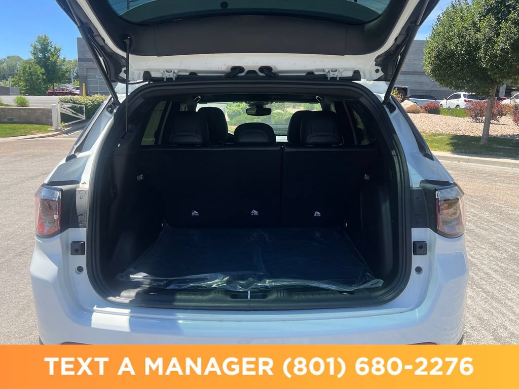 Used 2025 Jeep Compass Latitude w/ Sun & Sound Group AWD/4WD image 22