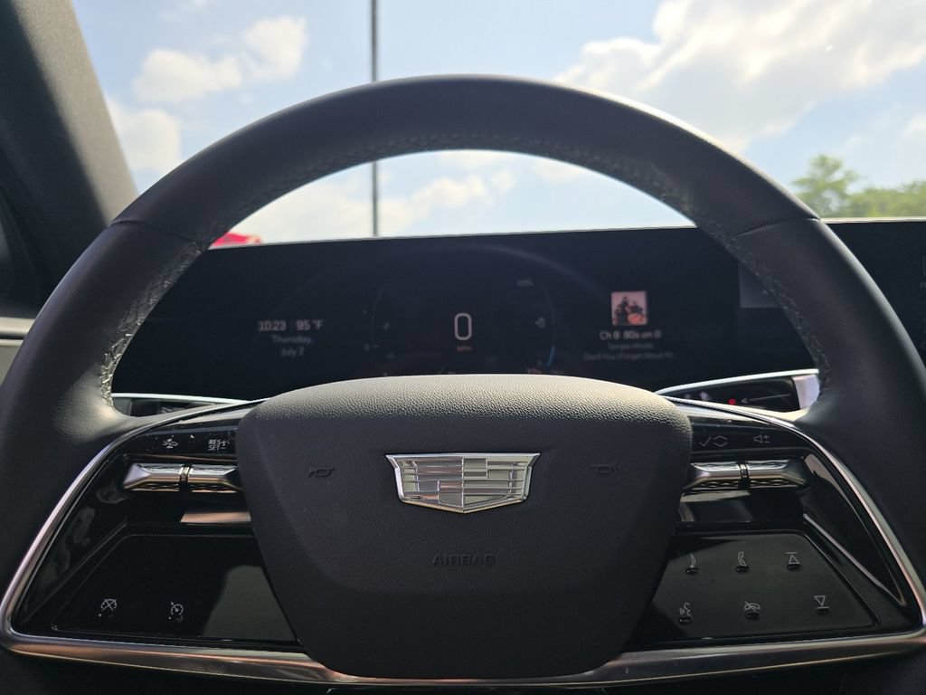 Used 2024 Cadillac Lyriq Tech AWD/4WD image 26