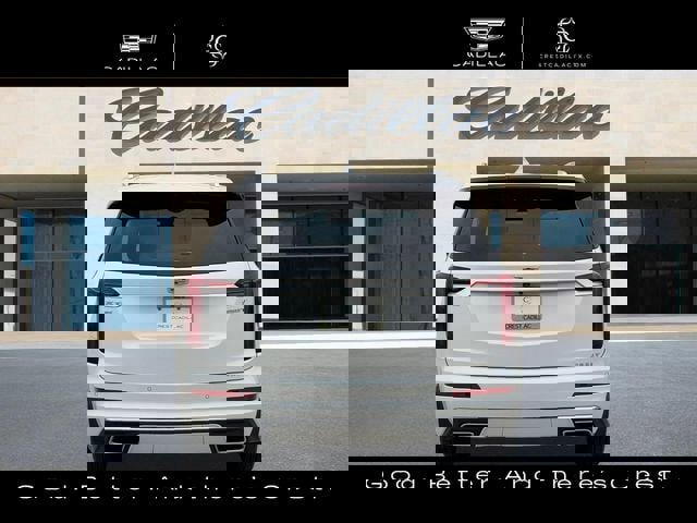 Certified 2025 Cadillac XT6 Luxury FWD image 6