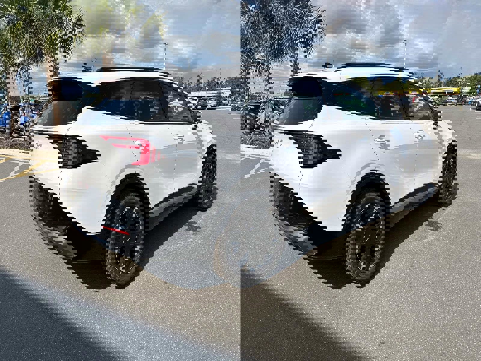 New 2026 Kia Sportage SX image 3