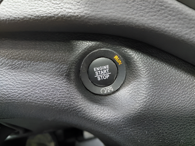 Used 2022 Jeep Cherokee Limited AWD/4WD image 34